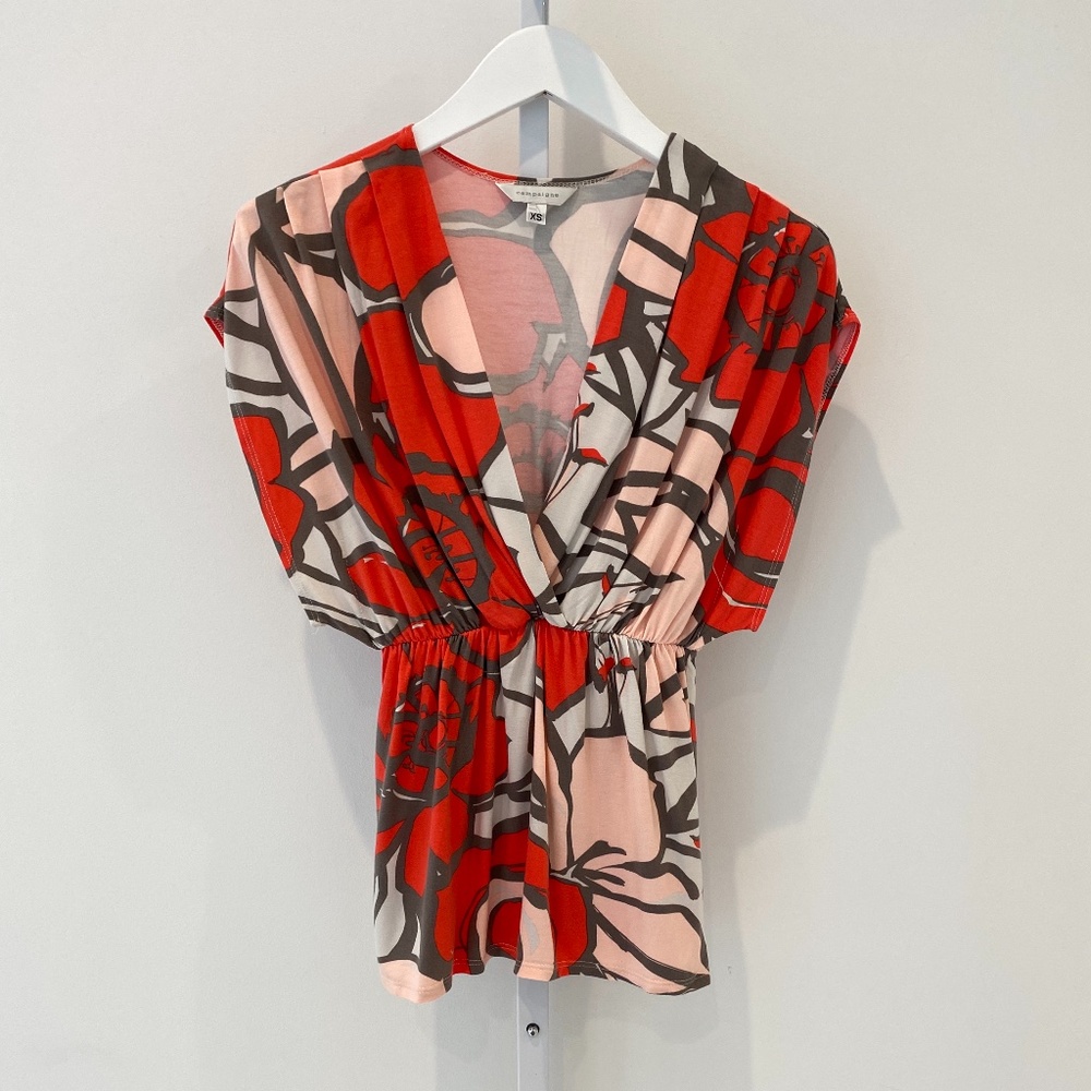 CAMPAIGNE CORAL PRINT TOP SIZE XS NWOTS!